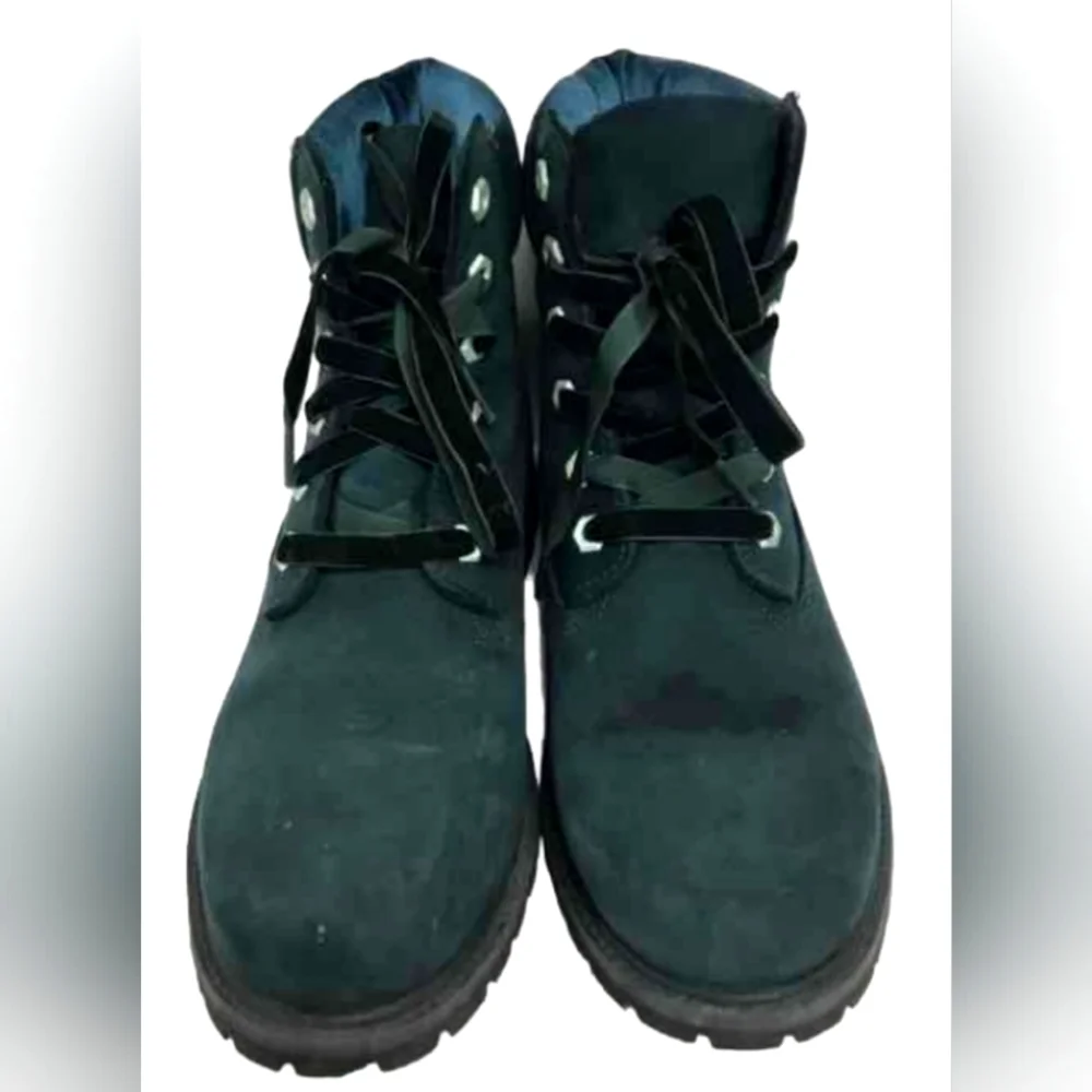 Women's Green Leather & Velvet Timberland Boots. Size 7 - Picture 4 of 6